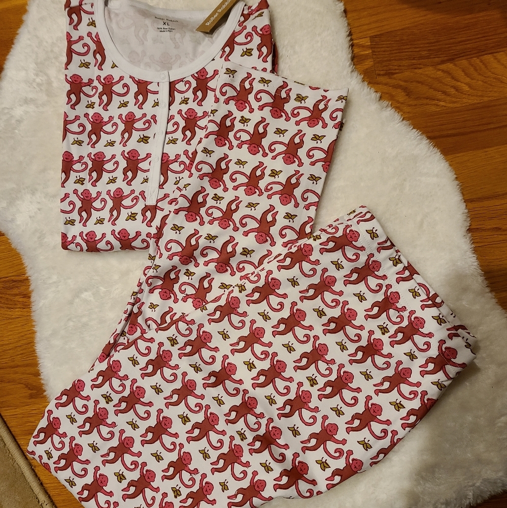 Roller Rabbit Pajama Set - Picture 5 of 6